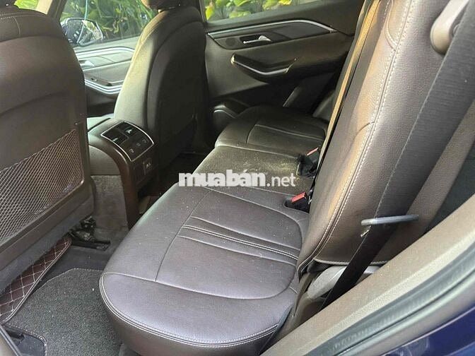 VinFast Lux SA2.0 2021