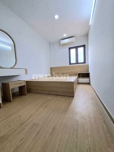 Nhà 3 tầng sổ hồng 1,85 tỷ Huỳnh Tấn Phát gần Cầu Phú Xuân Q7 