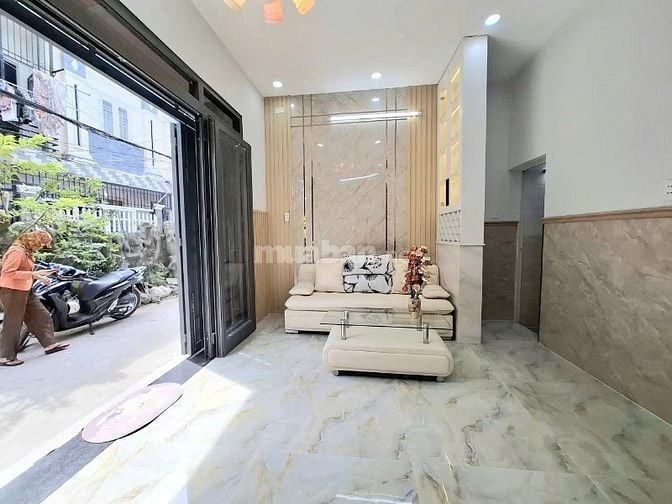 Nhà 3 tầng sổ hồng 1,85 tỷ Huỳnh Tấn Phát gần Cầu Phú Xuân Q7 