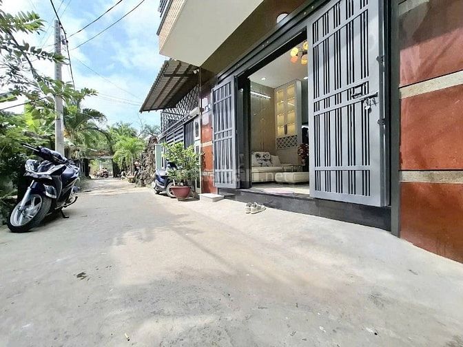Nhà 3 tầng sổ hồng 1,85 tỷ Huỳnh Tấn Phát gần Cầu Phú Xuân Q7 
