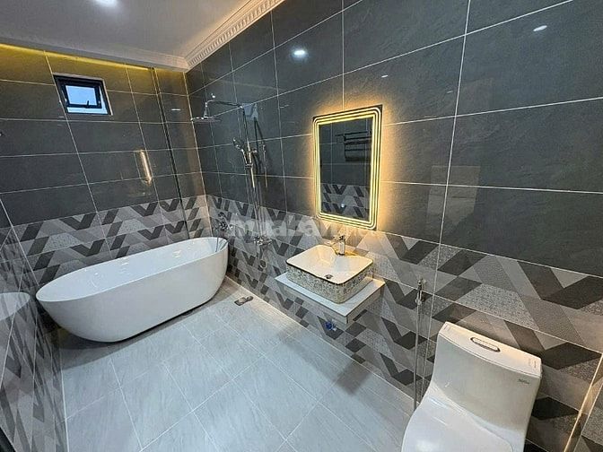 Bán nhà 1T/2L mặt tiền đường ngay BV 1500 giường P. Định Hòa