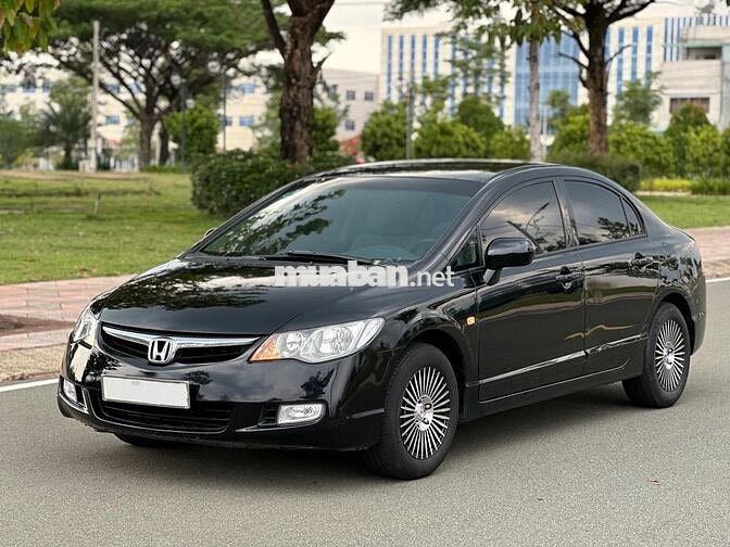 Honda Civic 2008 1.8 MT - 130000 km