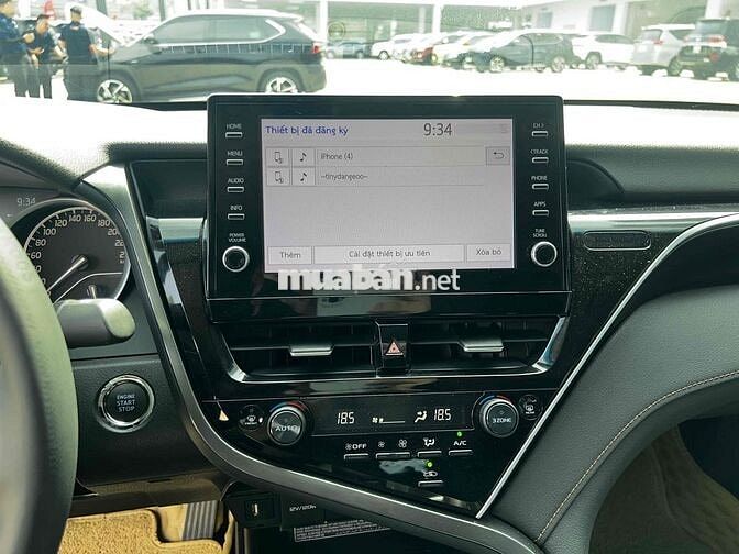 Toyota Camry 2.5Q 2022 chủ quên chạy. Lướt 14K