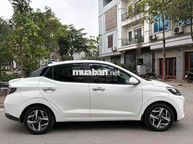 Hyundai Grand i10 2023 1.2 AT - 52000 km