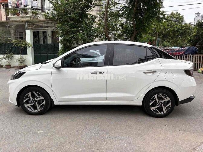 Hyundai Grand i10 2023 1.2 AT - 52000 km
