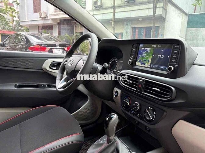 Hyundai Grand i10 2023 1.2 AT - 52000 km
