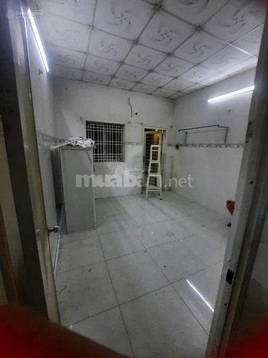 Bán NR 637 Cách Mạng Tháng Tám, 2,95 tỷ, 45m2, view đẹp, giá cực chất