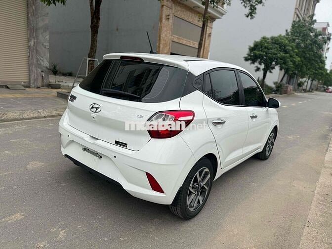 Hyundai Grand i10 2023 1.2 AT - 2000 km