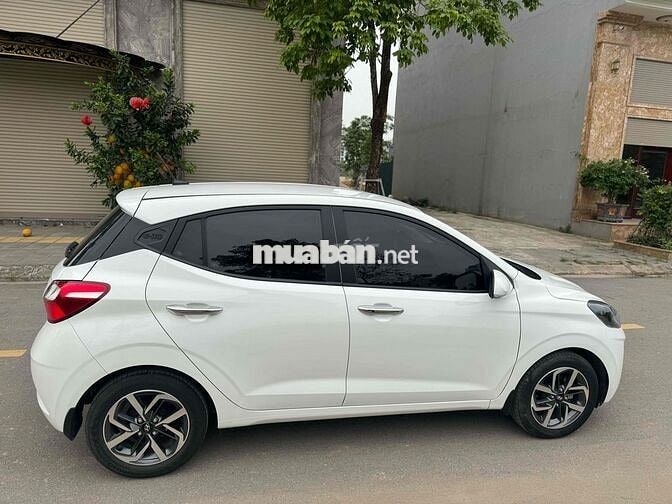 Hyundai Grand i10 2023 1.2 AT - 2000 km