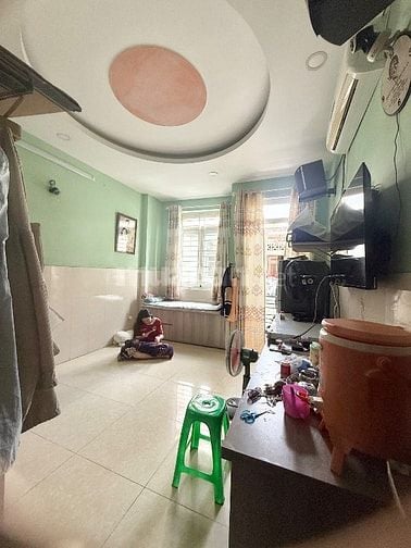 TRẦN PHÚ QUẬN 5 DT 45M2 5 TẦNG 6PN HẺM 4M,THÔNG RA HẺM 565 NGUYỄN TRÃI