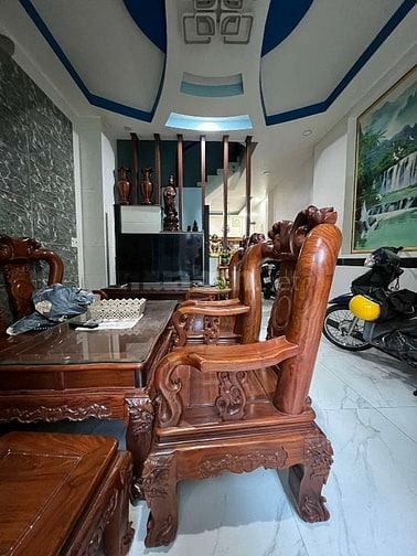 Ngộp Ngân Hàng bán gấp nhà 3 tầng HXH giá 5,6 tỷ tại BHH Bình Tân!