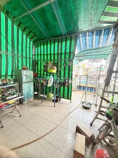 TRẦN PHÚ QUẬN 5 DT 45M2 5 TẦNG 6PN HẺM 4M,THÔNG RA HẺM 565 NGUYỄN TRÃI