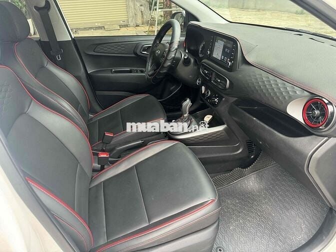 Hyundai Grand i10 2023 1.2 AT - 2000 km