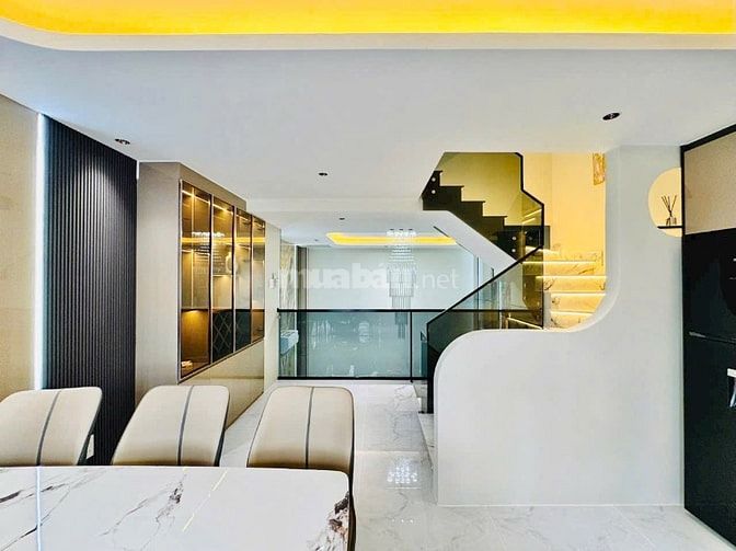 Siêu phẩm 3 lầu +ST tuyệt đẹp CAO CẤP xe hơi để trong nhà Phạm Văn Chi