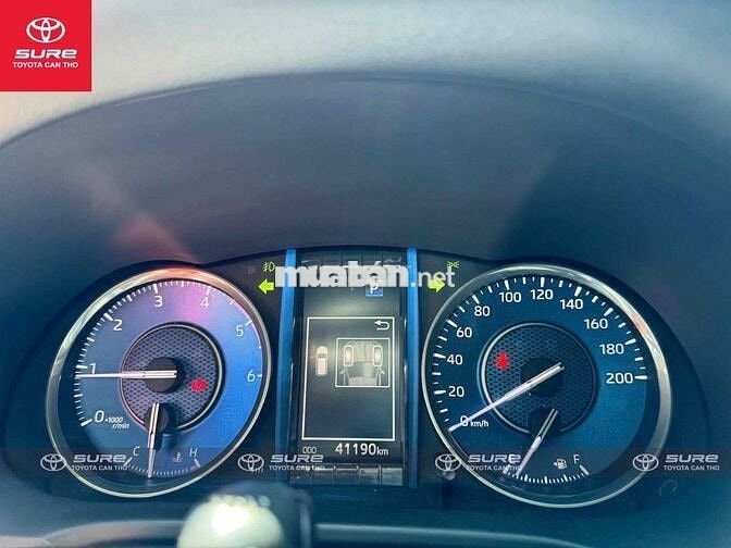 Toyota Fortuner 2023 2.4L 4x2 AT - 41000km