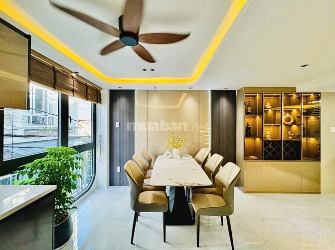 Siêu phẩm 3 lầu +ST tuyệt đẹp CAO CẤP xe hơi để trong nhà Phạm Văn Chi