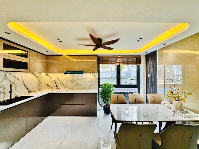 Siêu phẩm 3 lầu +ST tuyệt đẹp CAO CẤP xe hơi để trong nhà Phạm Văn Chi