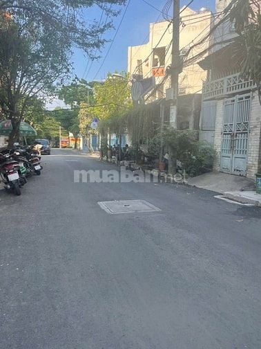 BIỆT THỰ HIẾM KHU ĐƯỜNG D .  NGANG LỚN 9m