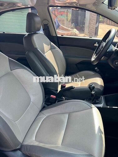 Xe Kia Soluto 2019 MT