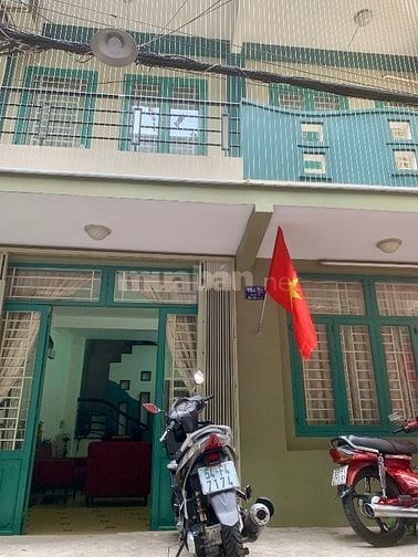 Bán nhà hẻm rộng,cách mặt tiền đường Võ Văn Tần 50 mét,khu phố an ninh