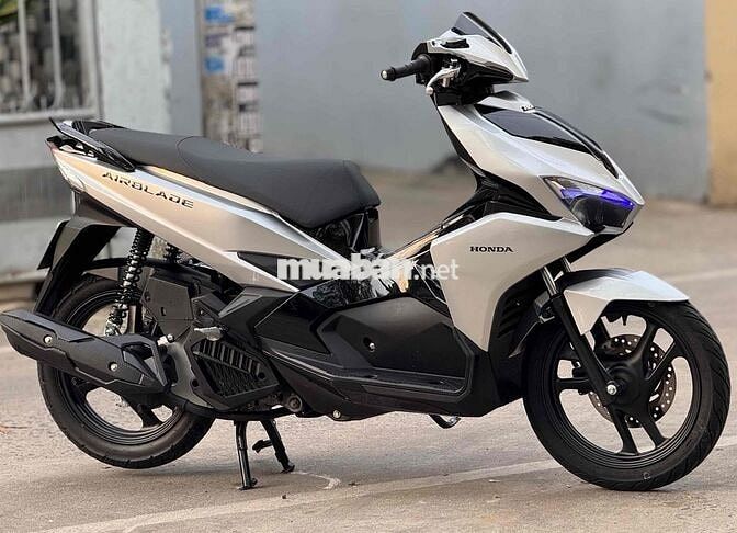 Airblade bạc posche