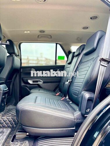 Ford Everest Sport 2.0 AT 2024- 13000 km - xe hãng
