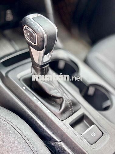 Ford Everest Sport 2.0 AT 2024- 13000 km - xe hãng