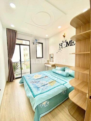 Bán nhà phố giá siêu tốt|đường Nguyễn Khoái P2 Q4|hem xe hơi|DT 40,8m2