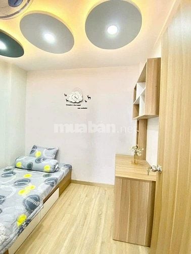 Bán nhà phố giá siêu tốt|đường Nguyễn Khoái P2 Q4|hem xe hơi|DT 40,8m2