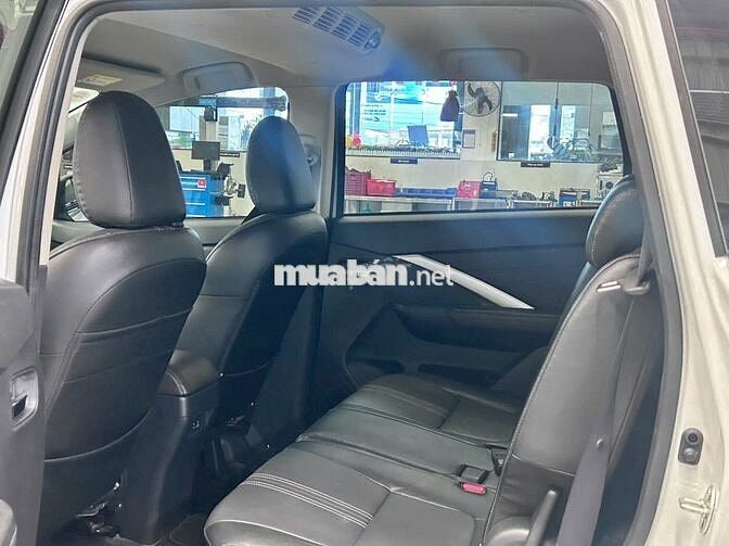 Mitsubishi Xpander 2024 Premium 1.5 AT - 10000 km