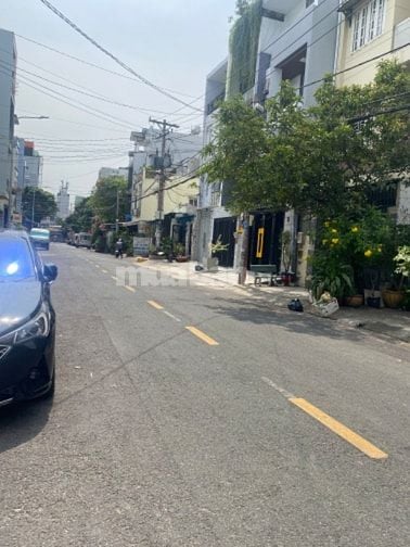 Bán nhà ngay chợ vải Phú Thọ Hoà DT 4x25m đúc 2.5tấm đường nhựa 8m