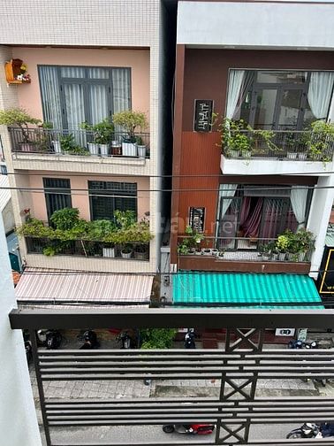 mặt tiền đường đông, tầng 2+3, trung tâm hải châu,3 mặt thoáng, 6TR