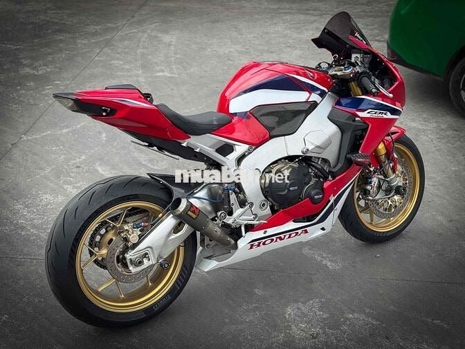 Cần bán Honda CBR1000RR SP1 ĐKLĐ 2019
