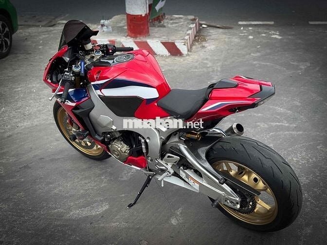 Cần bán Honda CBR1000RR SP1 ĐKLĐ 2019