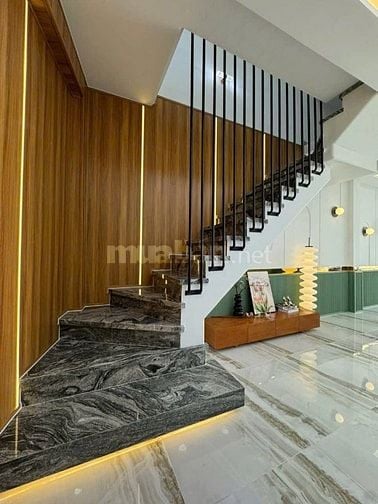 Bán nhà 5 tầng, Mặt Tiền Hưng Phú P9 Q8