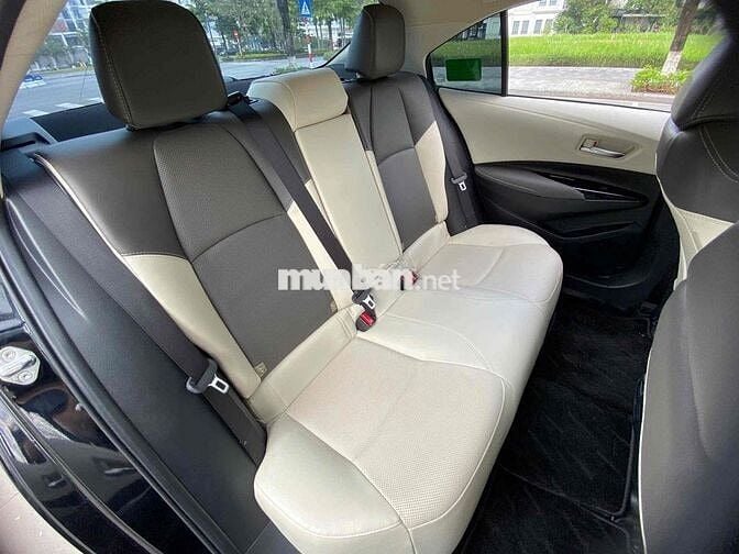 Toyota Corolla Altis 2023 1.8V - 28000 km
