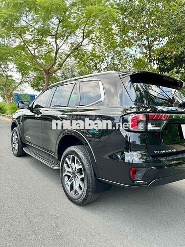 Ford Everest Model  2023 Titanium 4x2 AT