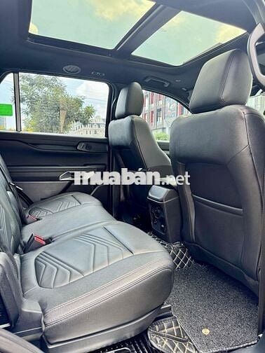 Ford Everest Model  2023 Titanium 4x2 AT