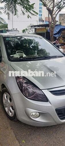 Chinh chủ cần bán huydai i 20 nhu hình chup