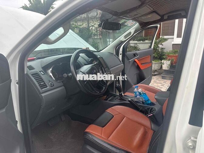 Ford Ranger 2015 model mới  XLS 2.2 4x2 AT