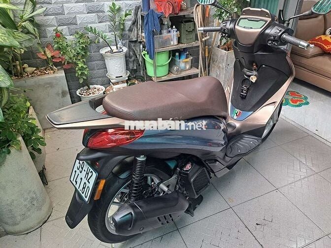 Piaggio Medley 2021 ABS Đèn Led Xe đẹp sơn zin