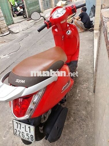 Elizabet fi vương niêm xe keng