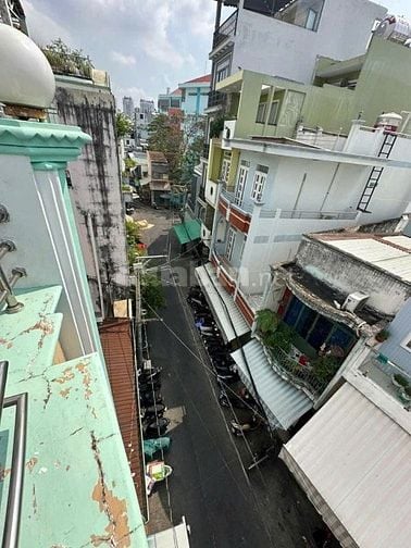 Nhà 3 lầu (5pn 3wc) để ở và buôn bán - 15TR