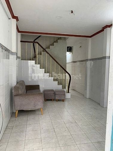 Cho thuê nhà 2 lầu rẻ đẹp có 3 phòng ngủ nguyễn văn nghi p7 gò vấp 9tr