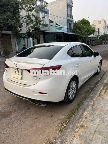 Mazda 3 2016 1.5 AT Sedan - 92000 km