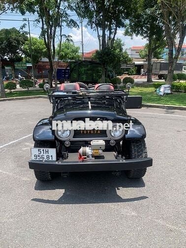 Toyota Land Cruiser FJ40 trước 1975