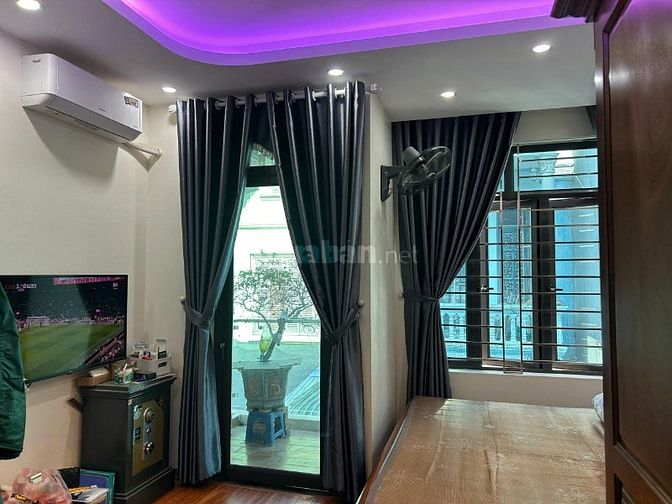CHÍNH CHỦ BÁN NHÀ 4 TẦNG tại TT Chúc Sơn (phường Chương Mỹ), nhà mới, 