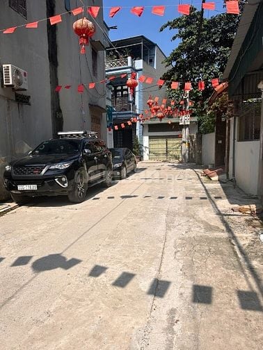 CHÍNH CHỦ BÁN NHÀ 4 TẦNG tại TT Chúc Sơn (phường Chương Mỹ), nhà mới, 