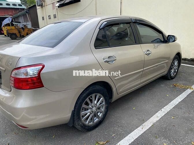 Xe Toyota Vios 1.5E MT SX  2013