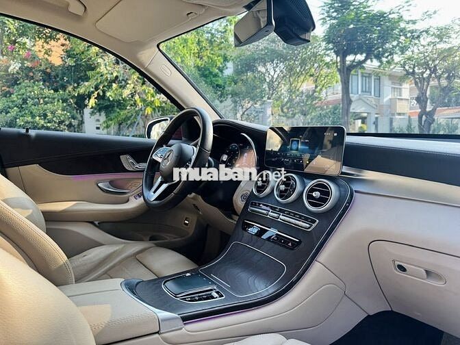 Mercedes Benz GLC200 4MATIC 2021 - 40000 km